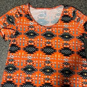 LuLaRoe shirt
